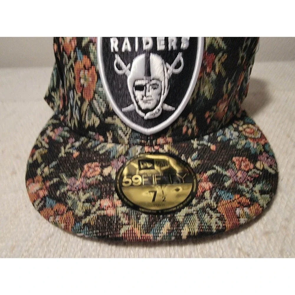 Las Vegas Raiders Hat Men Floral Corduroy 9Forty New Era Snap Back Cap 7 1/2 New